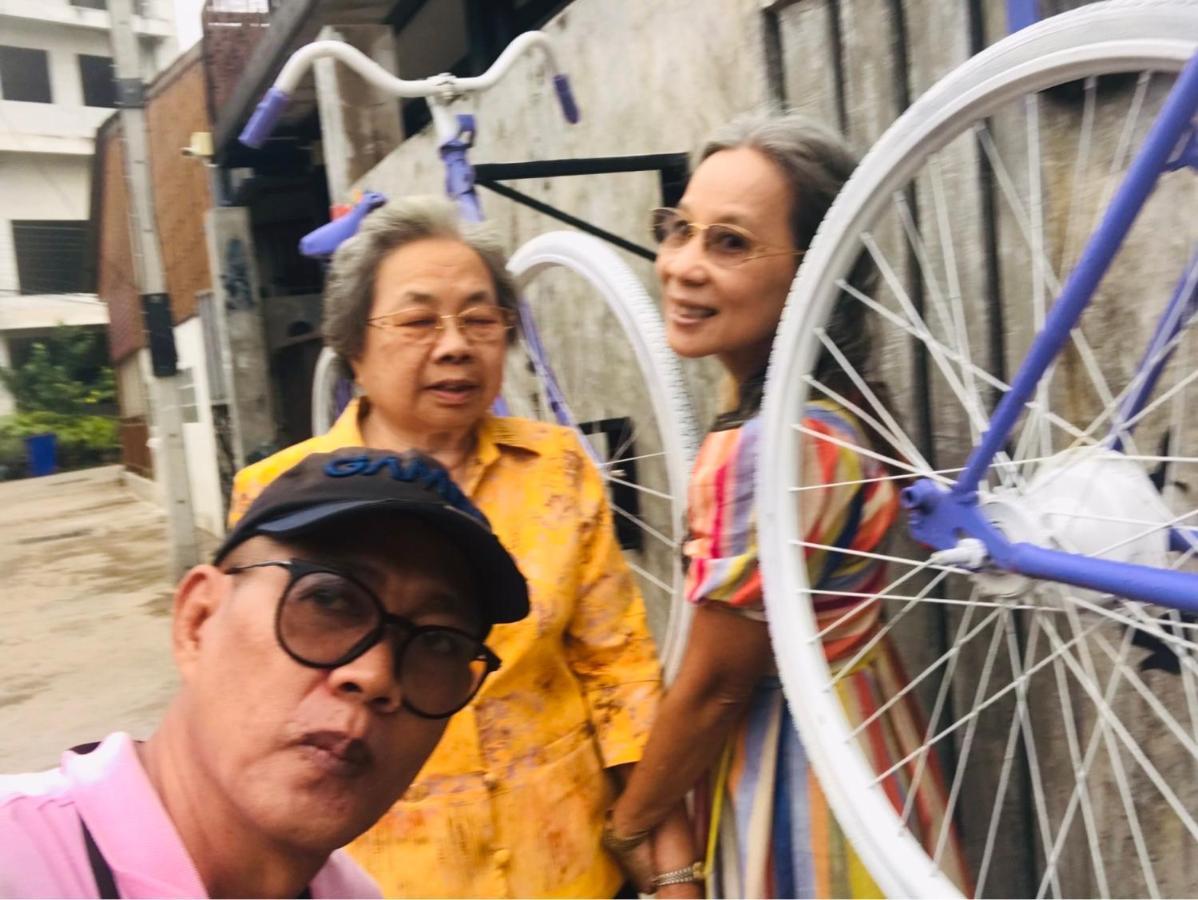 Solarcell Walking Street Homestay - โซล่าเซลล์ถนนคนเดินโฮมสเตย์ Ban Nong Nam Khan Экстерьер фото