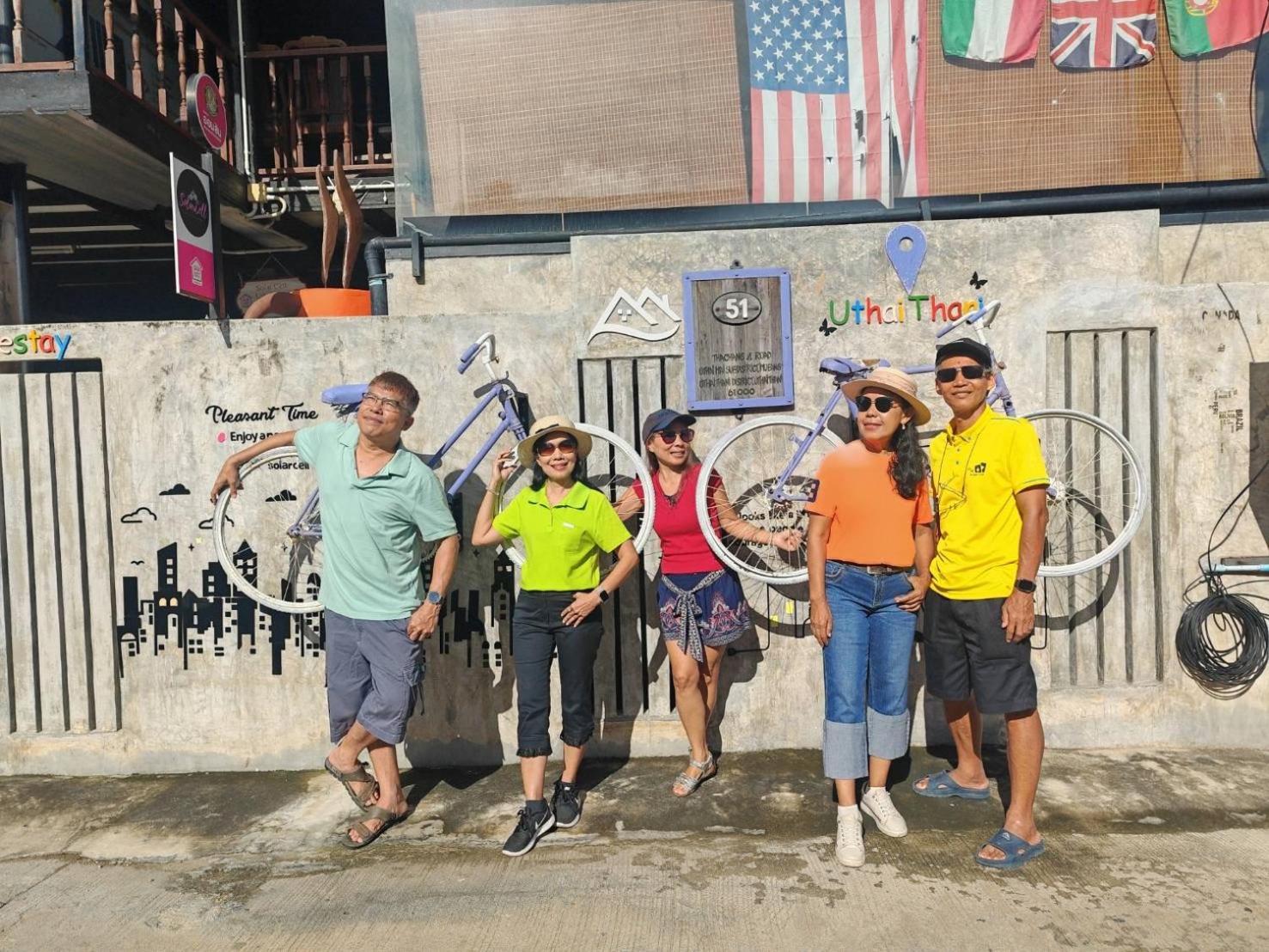 Solarcell Walking Street Homestay - โซล่าเซลล์ถนนคนเดินโฮมสเตย์ Ban Nong Nam Khan Экстерьер фото